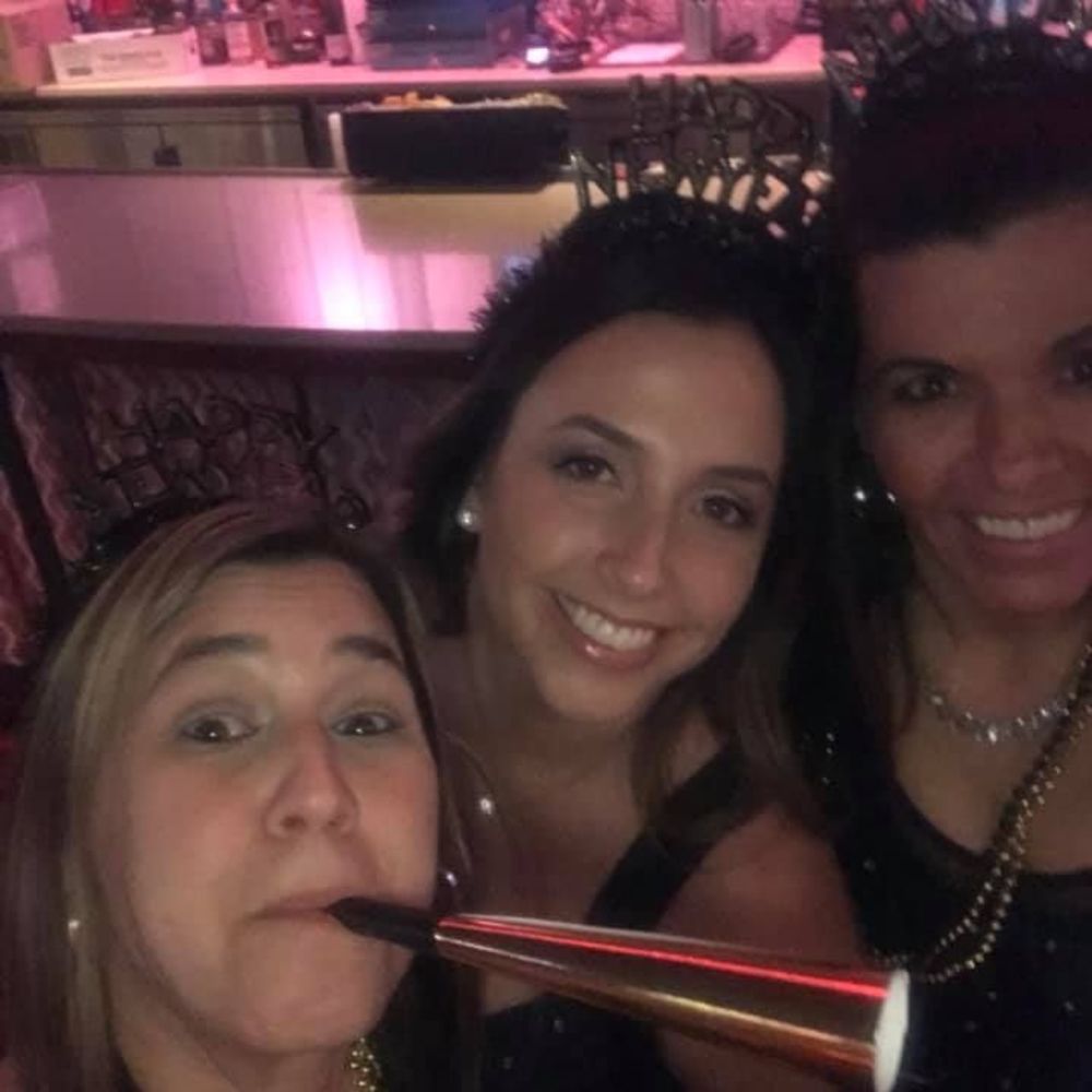 Meet your Posher, Monica